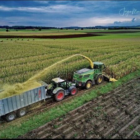Landwirtschaftliche Maschinen